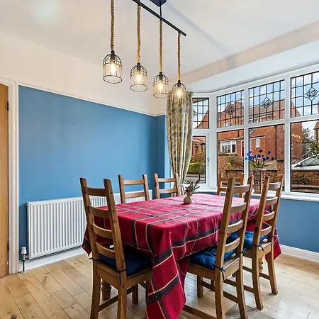 Tatil Evi Lovely In With Parking - Pass The Keys York